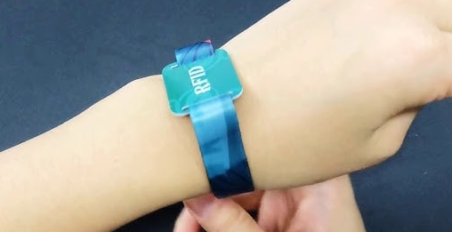 RFID Event Wristbands: Benefits, Applications