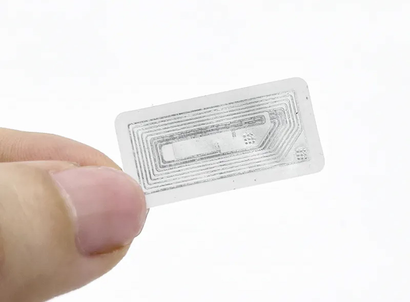 UHF rfid tag paper label custom manufacture UHF rfid tag paper label custom manufacture